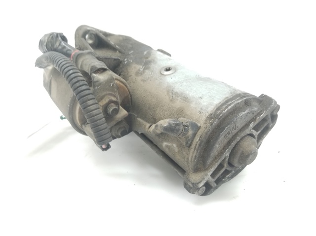 Rozrusznik 8200064465 MITSUBISHI