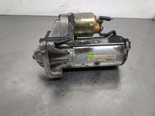 Rozrusznik 8200064465 MITSUBISHI