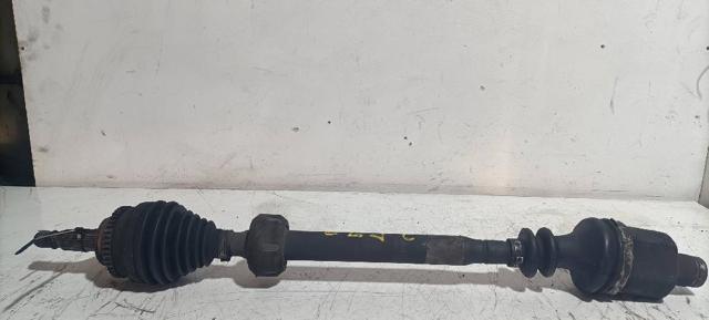 Półoś napędowa przednia lewa 8200064731 RENAULT