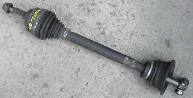 Półoś napędowa przednia lewa 8200064731 RENAULT