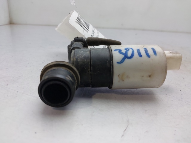 Pompka spryskiwacza szyby przedniej 8200067015 RENAULT