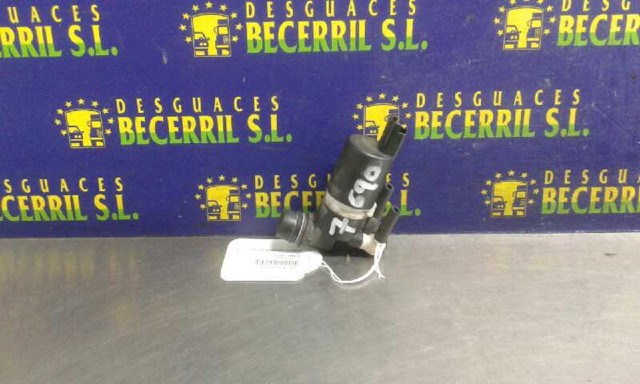 Pompka spryskiwacza szyby przedniej 8200067015 RENAULT