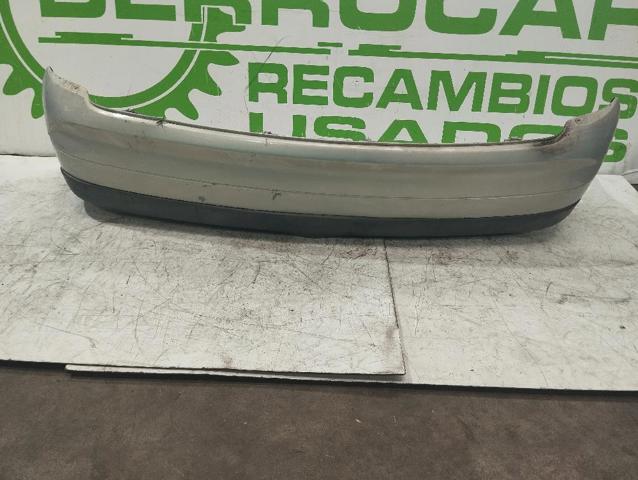 Zderzak tylny 8200068693 RENAULT