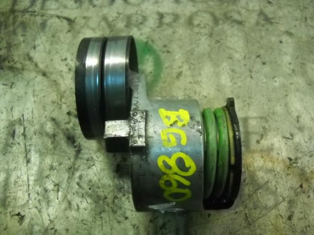 Napinacz paska napędowego 8200069140 RENAULT