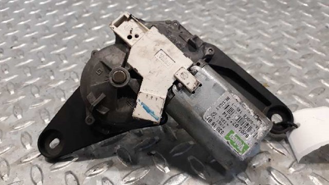 Silniczek wycieraczki tylnej szyby 8200071214 RENAULT