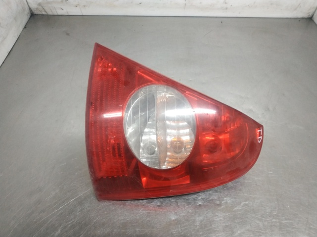 Lampa zespolona tylna prawa 8200071414 RENAULT