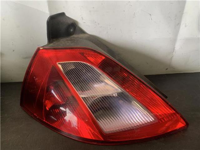 Lampa zespolona tylna lewa 8200073236 RENAULT