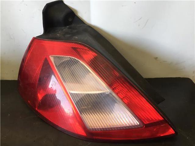 Lampa zespolona tylna lewa 8200073236 RENAULT