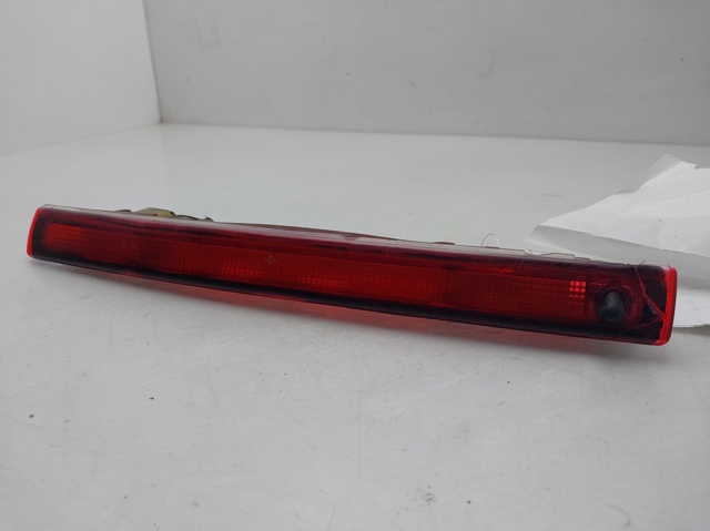 Lampa stop tylna dodatkowa 8200073239 RENAULT