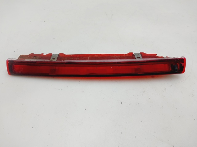Lampa stop tylna dodatkowa 8200073239 RENAULT