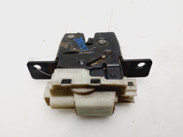 Zamek klapy bagażnika (3/5 drzwi tylnych) 8200076240 RENAULT