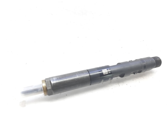 Dysza spryskiwacza szyby przedniej 8200082347 RENAULT