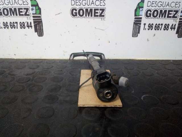 Dysza spryskiwacza szyby przedniej 8200082347 RENAULT