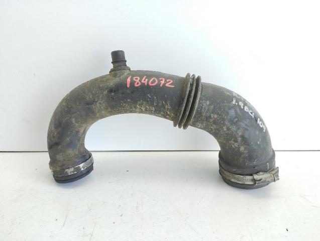 Króciec powietrza, wlot do turbiny (doładowanie) 8200082448 RENAULT