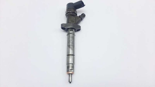 Wtryskiwacz paliwa 8200084534 RENAULT