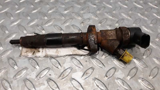 Wtryskiwacz paliwa 8200084534 RENAULT