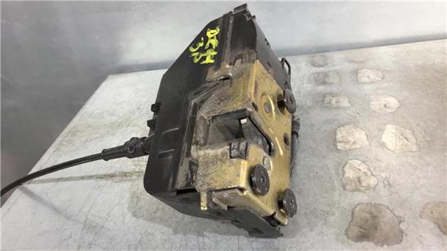 Zamek drzwi przednich prawych 8200086018 RENAULT