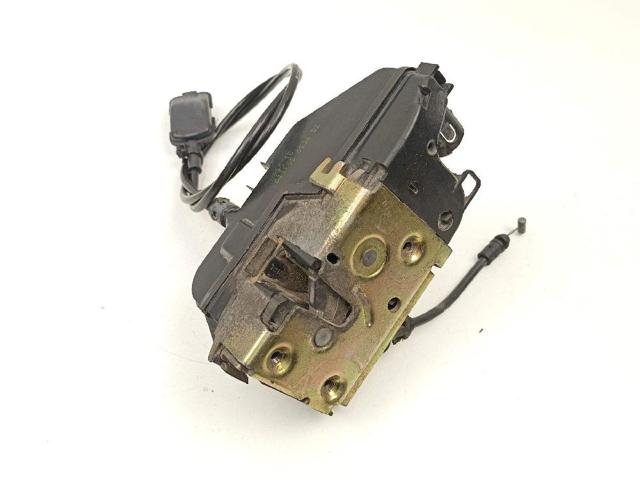 Zamek drzwi przednich prawych 8200086018 RENAULT
