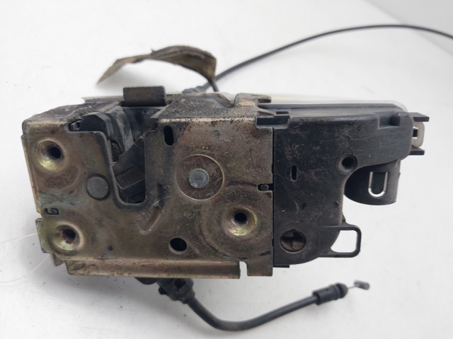 Zamek drzwi przednich prawych 8200086018 RENAULT