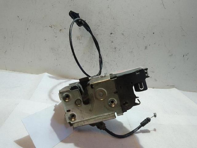 Zamek drzwi przednich prawych 8200086018 RENAULT