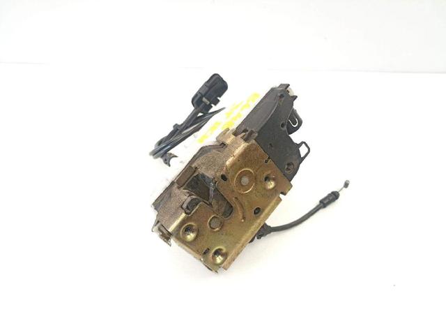 Zamek drzwi przednich prawych 8200086018 RENAULT