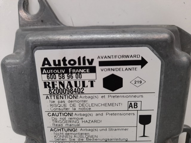 8200098402 Renault (RVI)