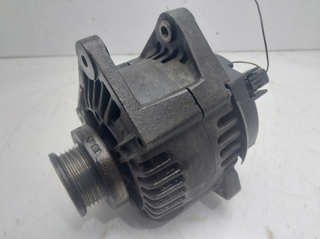 Alternator 8200100907 RENAULT