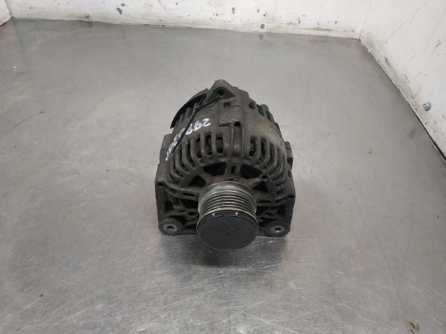 Alternator Renault LOGAN