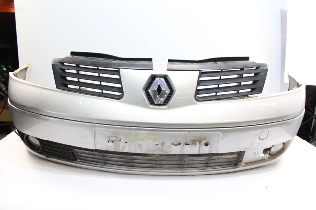 Zderzak przedni 8200102205 RENAULT