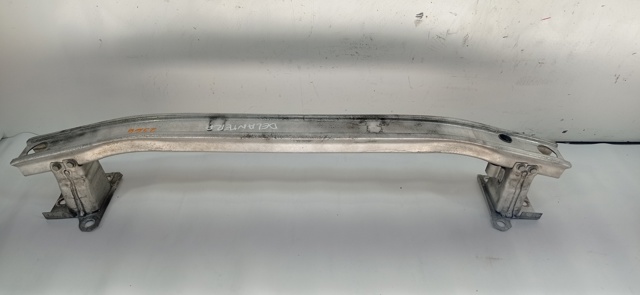 Wzmocnienie zderzaka przedniego 8200104181 RENAULT
