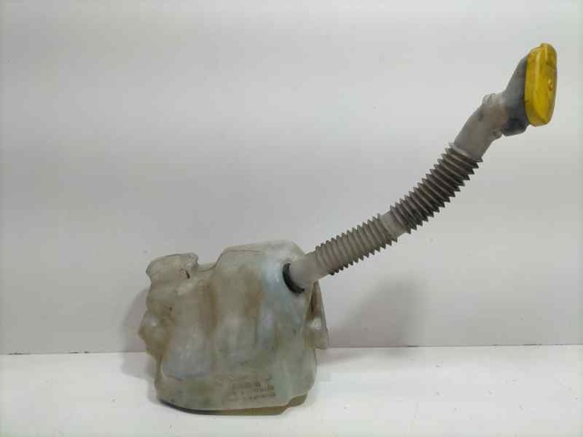 Zbiorniczek spryskiwacza szyb 8200104706 RENAULT