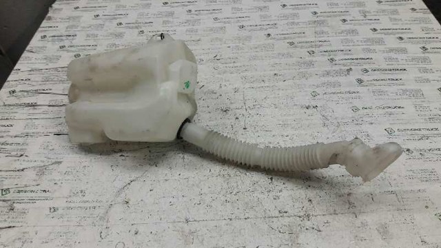 Zbiorniczek spryskiwacza szyb 8200104706 RENAULT