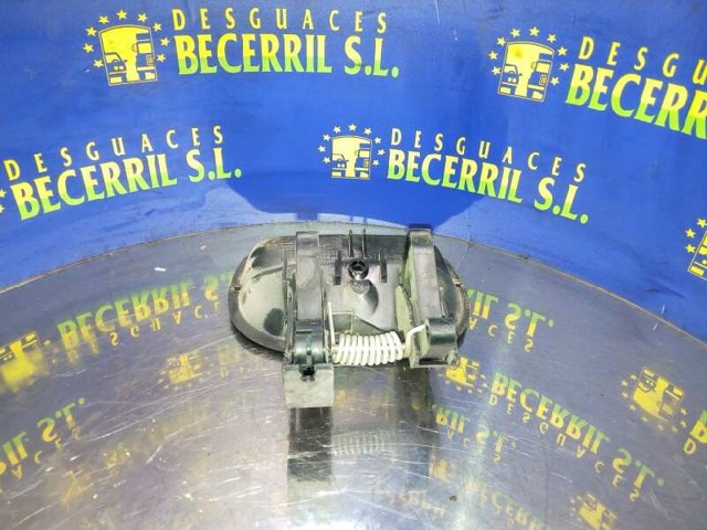 Klamka drzwi tylnych prawa zewnętrzna 8200107372 RENAULT