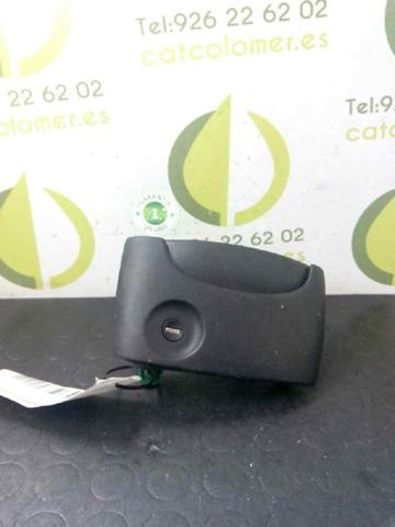 Klamka drzwi tylnych prawa zewnętrzna 8200107372 RENAULT