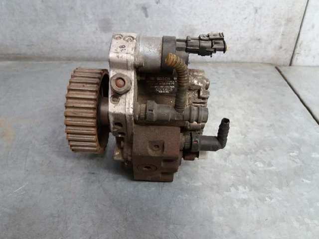 Pompa wtryskowa wysokiego ciśnienia 8200108225 RENAULT