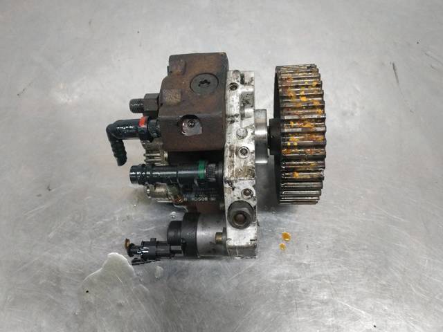 Pompa wtryskowa wysokiego ciśnienia 8200108225 RENAULT