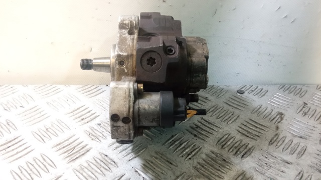 Pompa wtryskowa wysokiego ciśnienia 8200108225 RENAULT