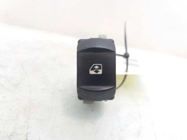 8200108266 Renault (RVI)