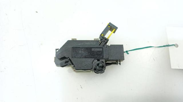 Czujnik włączania sprzęgła 8200110893 RENAULT