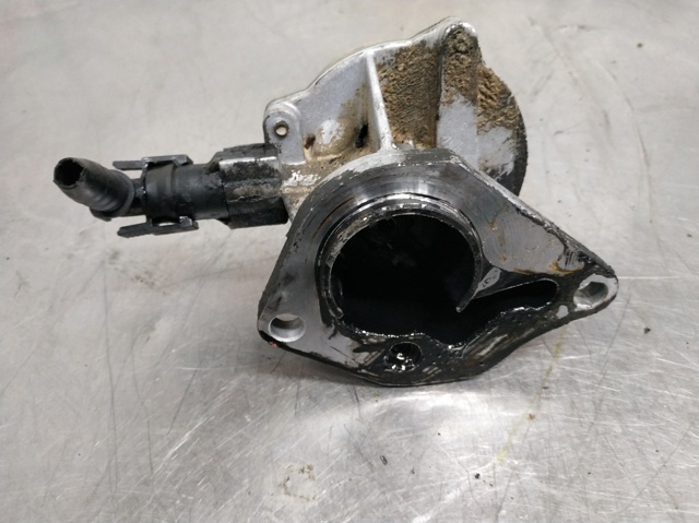 8200113585 Renault (RVI)