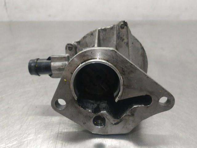 8200113585 Renault (RVI)