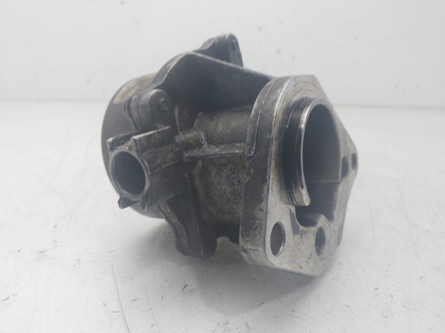 Pompa podciśnienia 8200113585 RENAULT