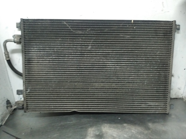 Chłodnica klimatyzacji 8200115543 RENAULT