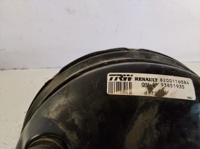 Wzmacniacz próżniowy hamulców 8200116384 RENAULT