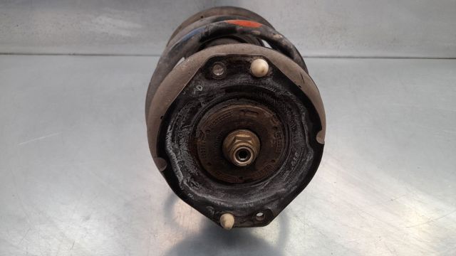 Amortyzator przedni 8200117296 RENAULT