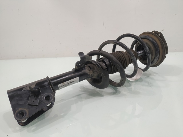 Amortyzator przedni 8200117297 RENAULT