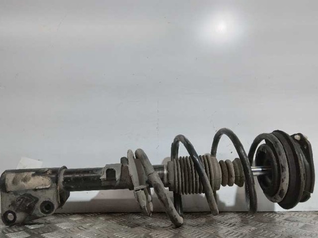 Amortyzator przedni 8200117297 RENAULT