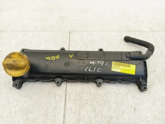 Pokrywa zaworowa 8200117386 RENAULT