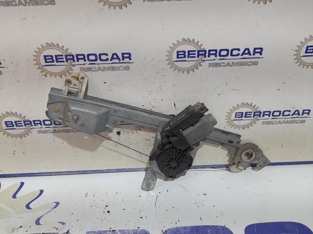 Mechanizm podnoszenia szyby drzwi tylnych prawych 8200118857 RENAULT
