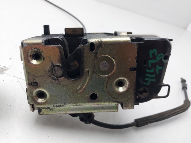 Zamek drzwi przednich prawych 8200119121 RENAULT